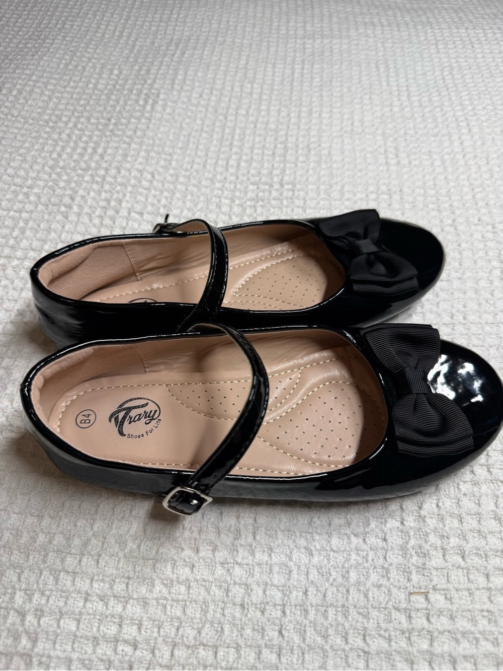 Trary Black Patent Mary Jane Flats with Bow Accent